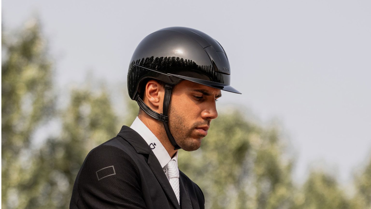 BOMBE D'EQUITATION DE LUXE VELOURS NOIR DE CHEZ BERTEIL PARIS - TBE - T57 - 2015 BOMBE D'EQUITATION DE LUXE VELOURS NOIR DE CHEZ BERTEIL PARIS - TBE - T57 - 2015